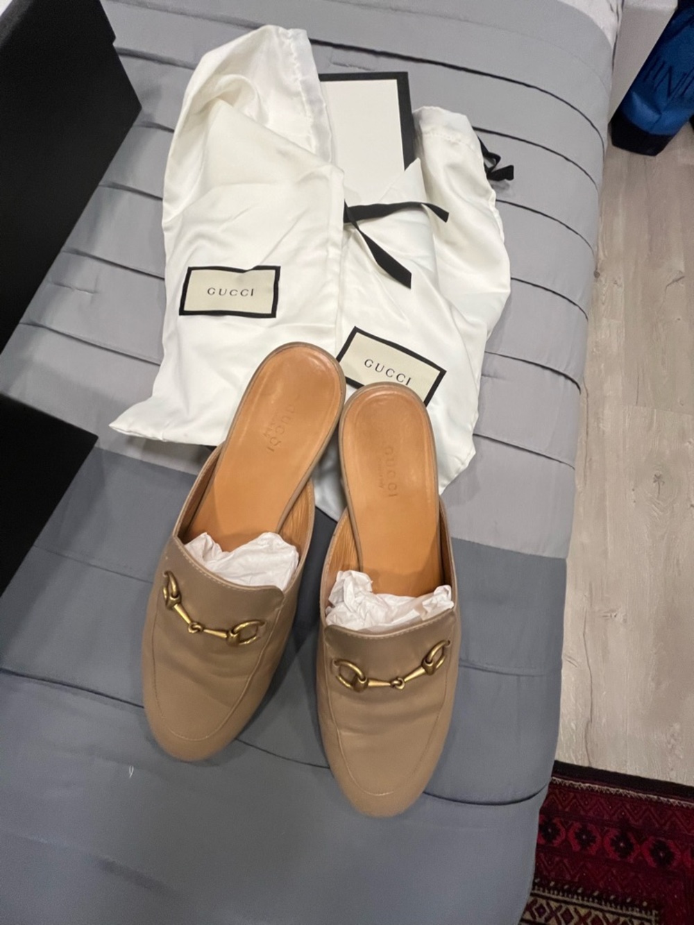 Gucci  women Leather Slip-On Horsebit slides - Picture 10 of 11